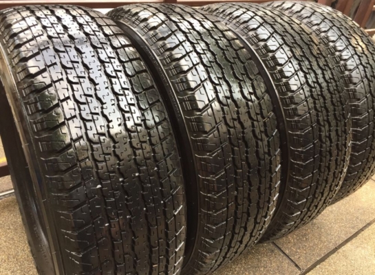 ยาง Bridgestone 255 65 17 ปลายปี15 ดอกเต็ม ใช้ยาว ราคาไม่แพง