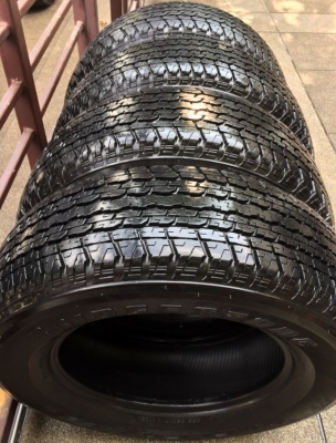 ยาง Bridgestone 255 65 17 ปลายปี15 ดอกเต็ม ใช้ยาว ราคาไม่แพง