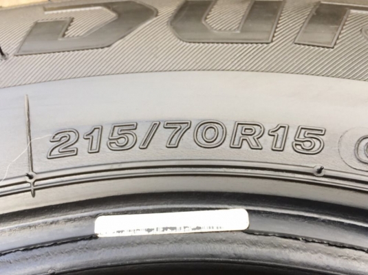 ยาง Bridgestone 215 70 15 ปลายปี16 ดอกเต็ม ไม่มีปะ ใช้ยาว ราคาไม่แพง ยาง Bridgestone 215 70 15 ปลายปี16 ดอกเต็ม ไม่มีปะ ใช้ยาว ราคาไม่แพง