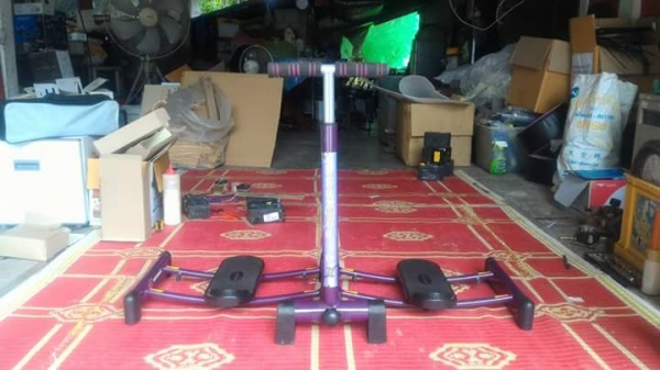 ตัวละ450 บ. โทร 083-2000058 LINE ID: line832923 เครื่องออกกำลังขาให้แข็งแรงเรียวสวย ช่วยกระชับสัดส่ว