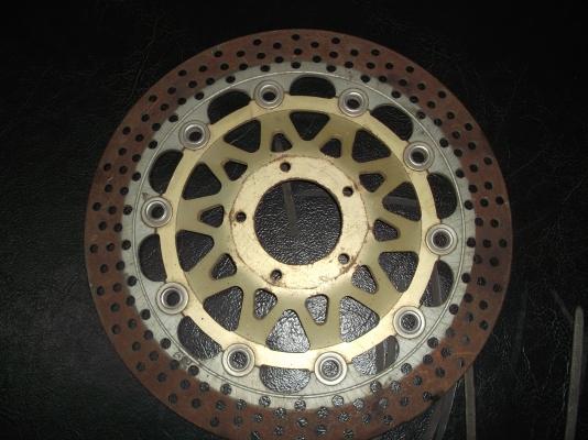 จานเบลกฮอนด้าเวบ