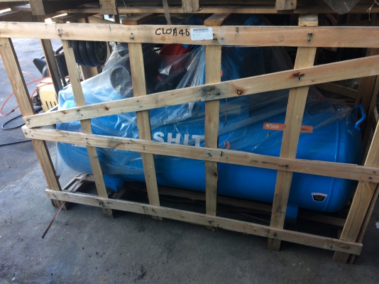 ขายปั้มลมใหม่ขนาด300ลิตร2สูบ3แรง8barไฟ220โวล