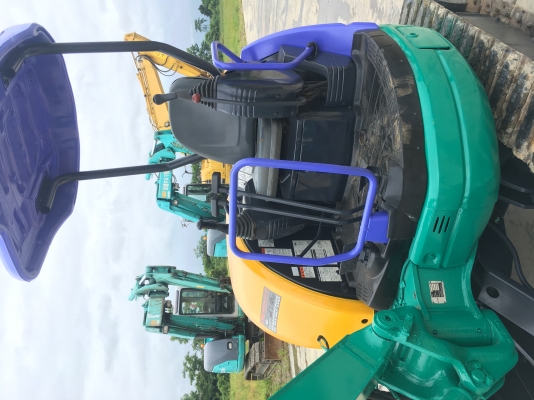 KOMATSU รุ่น: PC30MR-1
