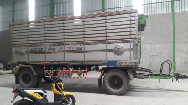 ขายด่วนรถดั้ม12ล้อ กะบะพืชไร่วิ่งข้าวอย่างเดียว 270ยูโรทู 12ล้อลงเล่มแล้ว สภาพสวยพร้อมใช้