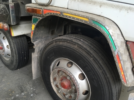 ขายด่วนรถดั้ม12ล้อ กะบะพืชไร่วิ่งข้าวอย่างเดียว 270ยูโรทู 12ล้อลงเล่มแล้ว สภาพสวยพร้อมใช้