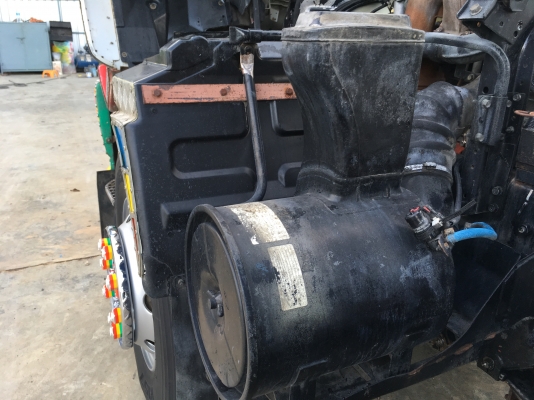 ขายด่วนรถดั้ม12ล้อ กะบะพืชไร่วิ่งข้าวอย่างเดียว 270ยูโรทู 12ล้อลงเล่มแล้ว สภาพสวยพร้อมใช้