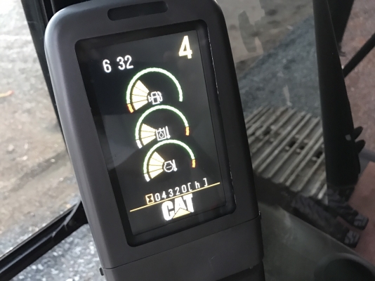 ขาย!! >>> CAT 320D ไมล์ 4,300 ชม. สวยเต็ม <<< เบอร์ติดต่อ 098-7155789 086-4631102