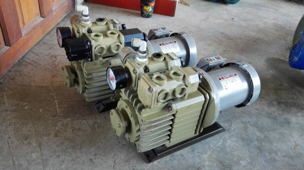 ** SOLD ** แวคคั้มปั้มญี่ปุ่น ORION DRY PUMP ขนาด 1 HP 380V ของใหม่ 100\% ไม่ได้ใช้งาน