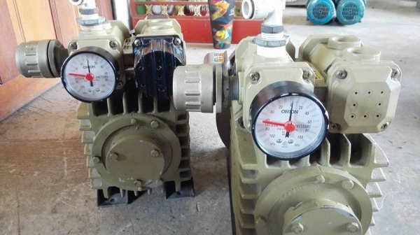 ** SOLD ** แวคคั้มปั้มญี่ปุ่น ORION DRY PUMP ขนาด 1 HP 380V ของใหม่ 100\% ไม่ได้ใช้งาน