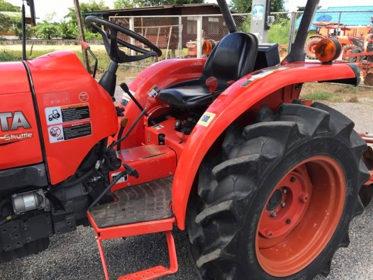 ขายl3608dt แถมผาน6 พร้อมใช้งาน 258 ชั่วโมง เล่มทะเบียนพร้อม โทร 0872016577