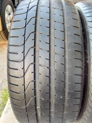 ขายยาง Pirelli 235/35R19 ปี 14