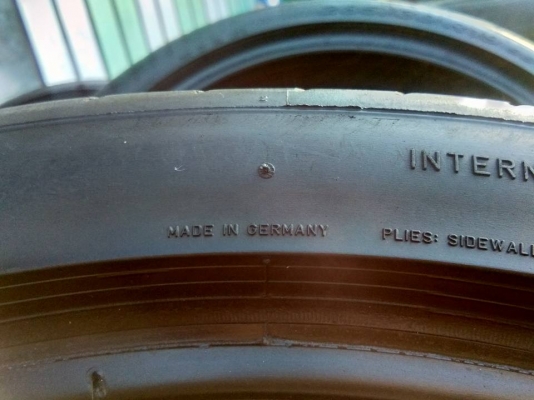 ขายยาง Pirelli 285/30R19 ปี 14