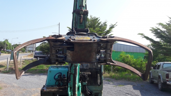 รถขุด Yanmar B50-2 พร้อมหัวคีบไม้ เก่าญี่ปุ่น