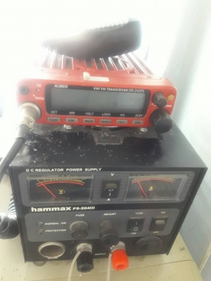 ขายเสาเซลฟ์ วิทยุสื่อสาร พร้อมเครื่องส่งออกอากาศ