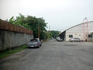 ขายที่ดินเปล่าถมแล้วติดถนนสุขาภิบาล 5 กรุงเทพ