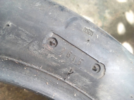 ยางมอเตอร์ไซด์ ขอบ 12 เบอร์ 120/70R12 และ 130/70R12 ปีใหม่ๆ15-16 มี 2 เส้น โทร.081-427-3941