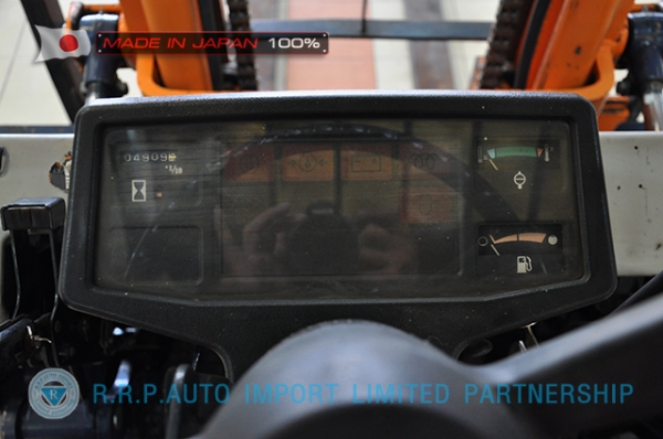 ขายรถโฟล์คลิฟท์มือสอง TOYOTA รุ่น 5FD30-42248 นำเข้าจากประเทศญี่ปุ่น 100\% ไม่เคยใช้งานในไทย