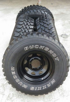 ขายยาง Mud 31 พร้อมล้อสวยๆ ขายยาง Mud 31 พร้อมล้อสวยๆ