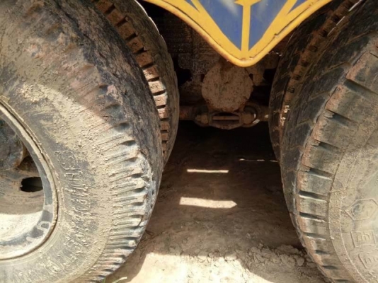 ขาย 255,000 ISUZU. หัวยาว 2 เพลา สโล เครื่อง PD6-185. ขึ้น 200 ได้ เอกสาเล่มทะเบียน  รถยุ บุรีรัมย์. โทร&amp;ไอดีไลน์ 0610710295