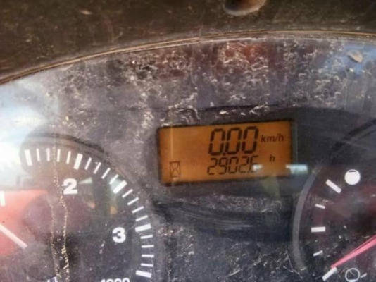 KOBOTA M7040 อุปกรณ์2ชิ้น รถสวยพร้อมใช้ ไมล์น้อยๆ ราคาต่อรองได้ สนใจติดต่อ 0872976734