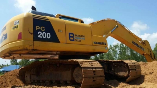 ขาย 1,285,000 บาท KOMATSU PC 200-8 เครื่องดี ปั้มดี ช่วงล่างดี โช่บาง ไฟฟ้าครบ พร้อมใช้งาน เอกสารอินวอยท์ รถอยู่ จ.ยโสธร 0610710295 ขาย 1,285,000 บาท KOMATSU PC 200-8 เครื่องดี ปั้มดี ช่วงล่างดี โช่บาง ไฟฟ้าครบ พร้อมใช้งาน เอกสารอินวอยท์ รถอยู่ จ.ยโสธร 0610710295