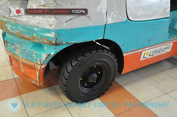 ขายรถโฟล์คลิฟท์มือสอง TOYOTA รุ่น 7FD25-30842 นำเข้าจากประเทศญี่ปุ่น 100\% ไม่เคยใช้งานในไทย