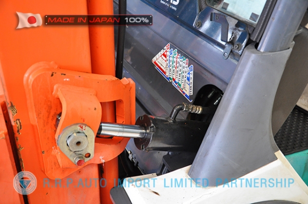 ขายรถโฟล์คลิฟท์มือสอง TOYOTA รุ่น 7FD25-30842 นำเข้าจากประเทศญี่ปุ่น 100\% ไม่เคยใช้งานในไทย