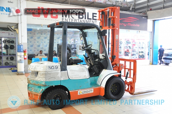 ขายรถโฟล์คลิฟท์มือสอง TOYOTA รุ่น 7FD25-30842 นำเข้าจากประเทศญี่ปุ่น 100\% ไม่เคยใช้งานในไทย
