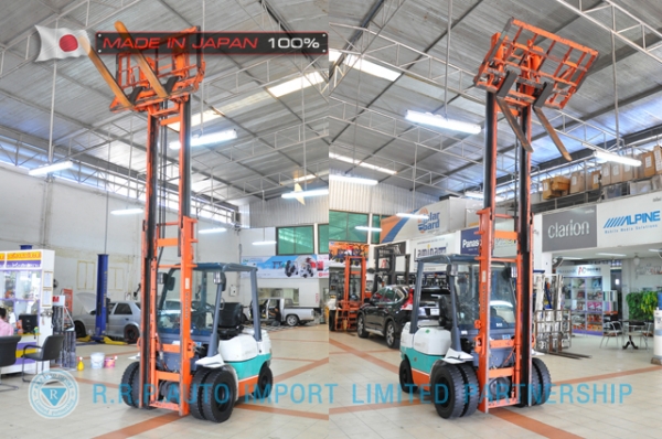 ขายรถโฟล์คลิฟท์มือสอง TOYOTA รุ่น 7FD25-16855 นำเข้าจากประเทศญี่ปุ่น 100\% ไม่เคยใช้งานในไทย