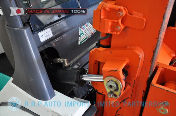 ขายรถโฟล์คลิฟท์มือสอง TOYOTA รุ่น 7FD25-16855 นำเข้าจากประเทศญี่ปุ่น 100\% ไม่เคยใช้งานในไทย