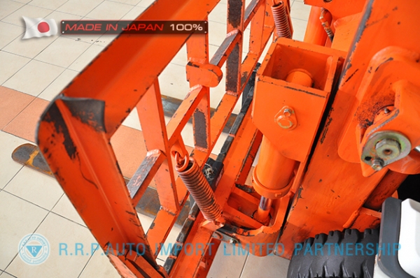 ขายรถโฟล์คลิฟท์มือสอง TOYOTA รุ่น 7FD25-16855 นำเข้าจากประเทศญี่ปุ่น 100\% ไม่เคยใช้งานในไทย