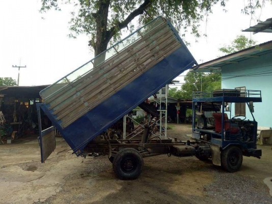 อีแต๋นสี่ล้อดั๊มพร้อมใช้งาน