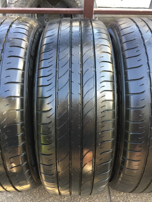 ยาง Dunlop 235 55 20 ปี16 ดอกเต็ม ไม่มีปะ ใช้ยาว ราคาไม่แพง ยาง Dunlop 235 55 20 ปี16 ดอกเต็ม ไม่มีปะ ใช้ยาว ราคาไม่แพง