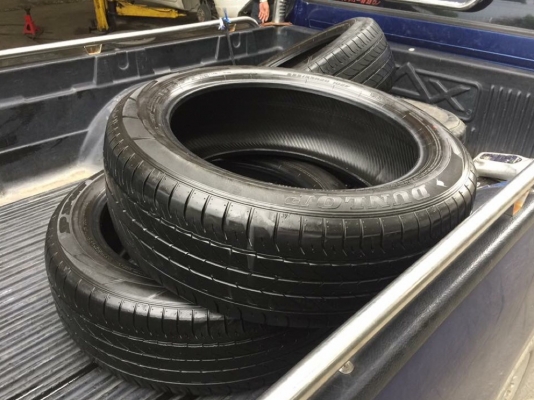 ยาง Dunlop 235 55 20 ปี16 ดอกเต็ม ไม่มีปะ ใช้ยาว ราคาไม่แพง ยาง Dunlop 235 55 20 ปี16 ดอกเต็ม ไม่มีปะ ใช้ยาว ราคาไม่แพง