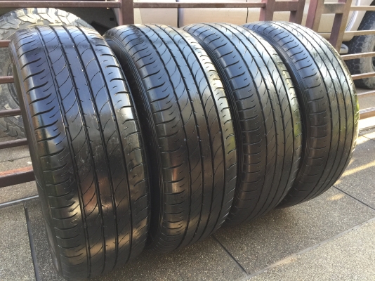 ยาง Dunlop 235 55 20 ปี16 ดอกเต็ม ไม่มีปะ ใช้ยาว ราคาไม่แพง ยาง Dunlop 235 55 20 ปี16 ดอกเต็ม ไม่มีปะ ใช้ยาว ราคาไม่แพง