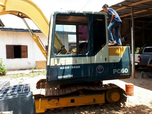 KOMATSU PC60-6 รถสวย เอวแน่น ช่วงล่างเต็ม เอกสารอินวอยซ์ เจ้าของขายเอง