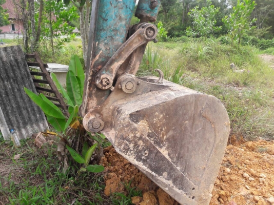 รถแบคโฮ KOMATSU PC - 75 UU. สนใจติดต่อ 081 - 9706989