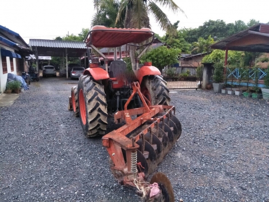 รถไถ KUBOTA 7040  ,  2 เพลา.  ,  ( รถ 2 เพลา. )     สนใจติดต่อ   081 - 6079515