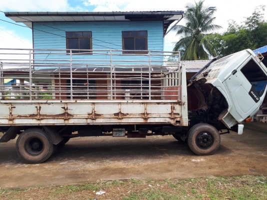 Hino Fc2w 120แรง ห้างแท้ยาว5.5ม มาลัยเพาเวอร เล่มพร้อมโอน Hino Fc2w 120แรง ห้างแท้ยาว5.5ม มาลัยเพาเวอร เล่มพร้อมโอน