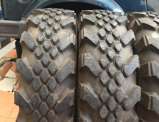 ปล่อยตะขาบ KingCobra 32ขอบ16 ปี17สภาพน้องยางใหม่ป้ายแดง 4เส้น