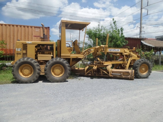 รถเกรด CAT 5MD 03897และ03756 เก่านอกมี2คัน