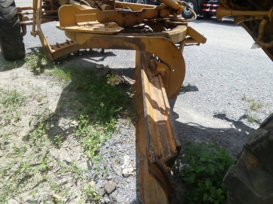 รถเกรด CAT 5MD 03897และ03756 เก่านอกมี2คัน