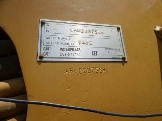 รถเกรด CAT 5MD 03897และ03756 เก่านอกมี2คัน