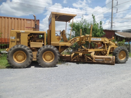 รถเกรด CAT 5MD 03897และ03756 เก่านอกมี2คัน
