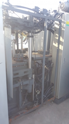 ขายเครื่องฉีดซิลิโคนขนาด 100 ตันจำนวน 10เครื่องราคาโลละ 20 บาท