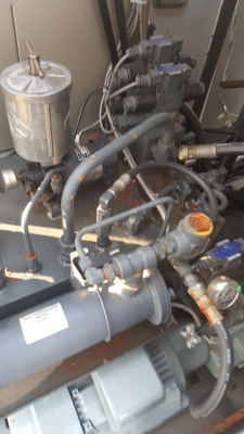 ขายเครื่องฉีดซิลิโคนขนาด 100 ตันจำนวน 10เครื่องราคาโลละ 20 บาท