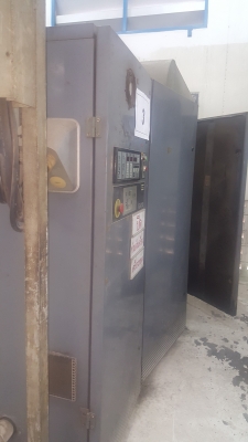 ปั๊มลมสกรูขนาด 250 Kwปี 97= 2 ตัวๆละ220,000 110 kwปี94= 2 ตัวๆละ170,000แอร์ดายเออร์1ตัว