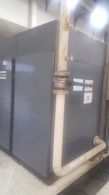 ปั๊มลมสกรูขนาด 250 Kwปี 97= 2 ตัวๆละ220,000 110 kwปี94= 2 ตัวๆละ170,000แอร์ดายเออร์1ตัว