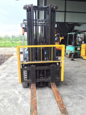 ขายรถโฟร์คลิฟท์ไฟฟ้านั่งขับ TCM ขายรถโฟร์คลิฟท์ไฟฟ้านั่งขับ TCM