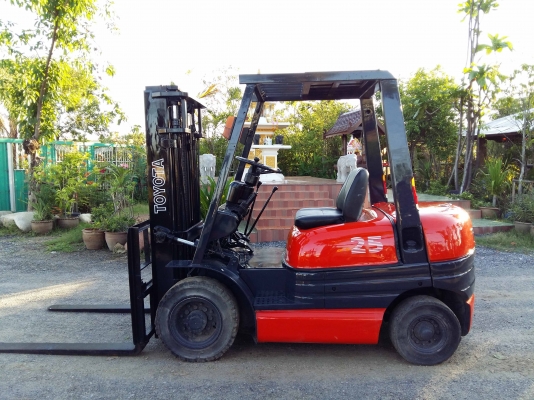 ขายรถโฟล์คลิฟท์ TOYOTA 6FD25 เสาสูง 3 เมตร ขนาด2.5ตัน ติดต่อ 086-324-1992 086-775-7900